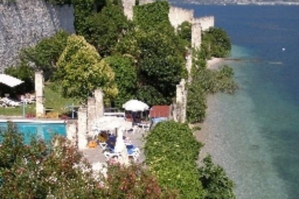 Villa Romantica (Limone sul Garda)